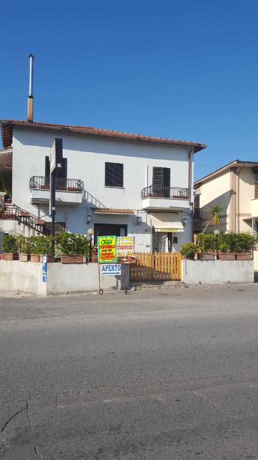 Al Fontanone Hotel Cecchina Exterior photo